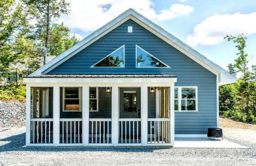 Sullivan House | Scenic Lakeside Cabin with Fire Pit & Porch near Flanders Pond and Acadia Views in Sullivan, Maine