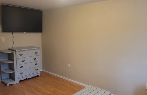 Glenburn Other | Scenic Lookout - Two Room Suite, Quiet Contry