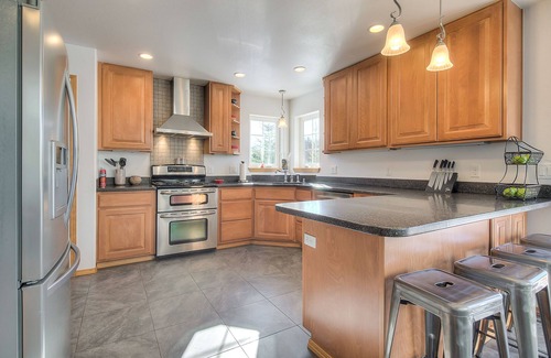 Mendenhall Valley House | Scenic Riverfront Retreat - An Outdoor and Wildlife Enthusiast's Dream!
