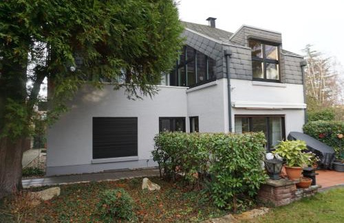 Bretzenheim Apartment | Schöne Maisonette im Villa 12-5 Uni Mainz