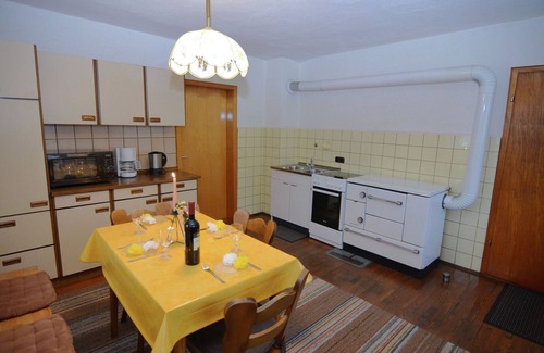 Stadlern House | Schönes Ferienhaus mit großem Garten bei Stadlern