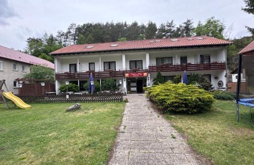 Pottenstein House | Schatzn Hof