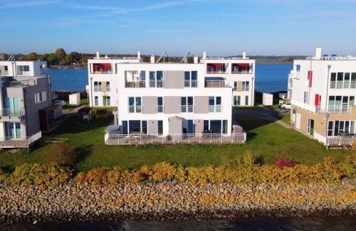 Olpenitz House | Schleivilla Lootsen Hus by Seeblick Ferien ORO, 3Etagen,8Pers,Sauna,Kamin
