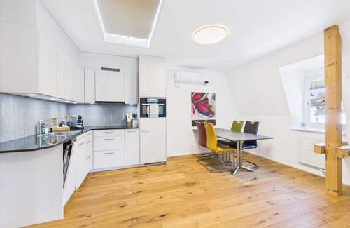 Rapperswil Apartment | SCHNYDERSHOME - Spacious apartment in the center of Rapperswil