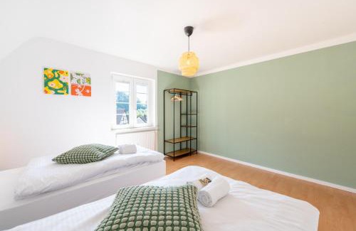 Oberdorla Apartment | SCHUSTERjunge Homes I Zentrale Ferienwohnung I neu & modern I 3 Zimmer bis 6 Personen