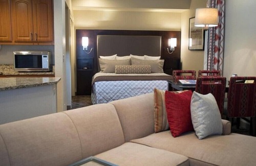 Arcadia Apartment | Scottsdale Camelback Resort Elegant Studio with Terrace