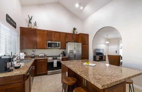 Scottsdale Vista North House | Scottsdale Friess 4 Bedroom Home by RedAwning