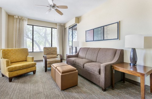 Scottsdale Links Resort | Scottsdale Links Resort - 3 BEDROOM 1 KING 2 QUEEN SUITE HEARING ACCESSIBLE