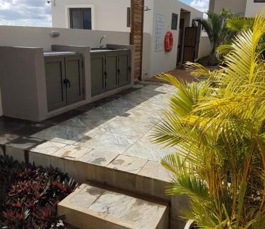 Flic-en-Flac Apartment | Sea And Mountain View Apartment