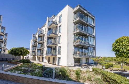 Bournemouth City Centre Apartment | Sea Breeze - Close to Bournemouth Beach and Seafront