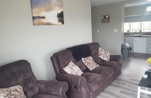 Dungloe Ski Chalet | Sea breeze Cottage