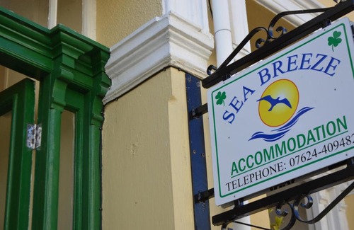Douglas Bed & Breakfast | Sea Breeze Guest House