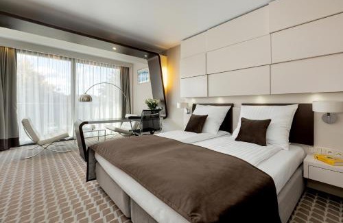 Dzielnica Uzdrowiskowa Apartment | Sea Breeze private apartment in MARINE HOTEL