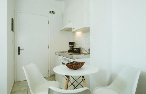 Armenistis Apartment | Sea Breeze Rooms