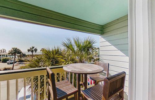 Isle of Palms Apartment | Sea Cabin 227-B