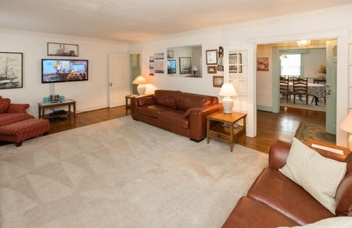 Northeast Virginia Beach House | Sea Dog - Resort Area VB