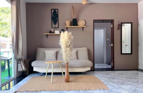 Wichit Apartment | Sea Dreamer Beachfront Apartments