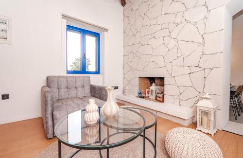 Vromonerion House | Sea-front Estate Navarino Baths