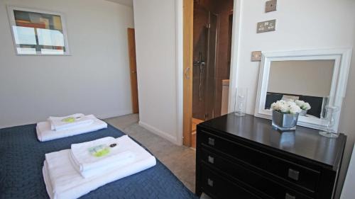 Felixstowe Apartment | Sea front luxury apartment with sea views