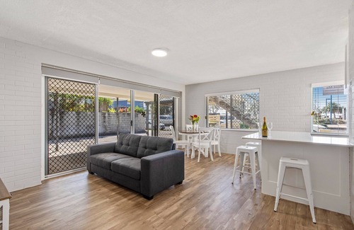 Maroochydore Apartment | Sea-Hi Beachside Apartment
