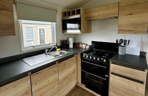 Lossiemouth Ski Chalet | Sea La Vie Caravan at Silver Sands Holiday Park