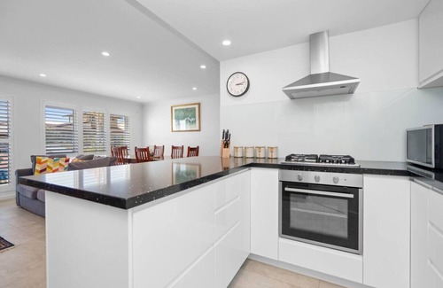 Marmion House | Sea La Vie - The Watch!