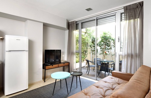 Tel Aviv Apartment | Sea Land Suites