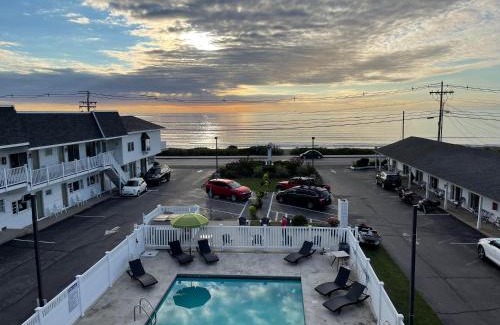 York Beach Hotel | Sea Latch Inn