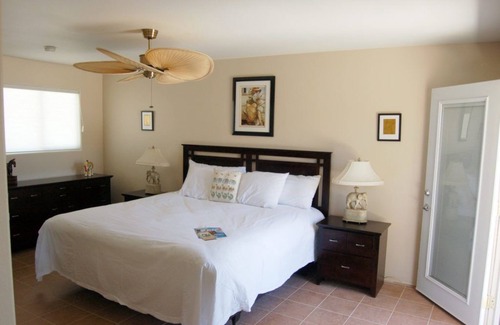 Desert Hot Springs Hotel | Sea Mountain Inn Nude Resort and Spa - Adults Only