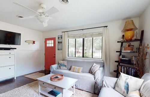 Tranquil Harbour House | Sea Shanty