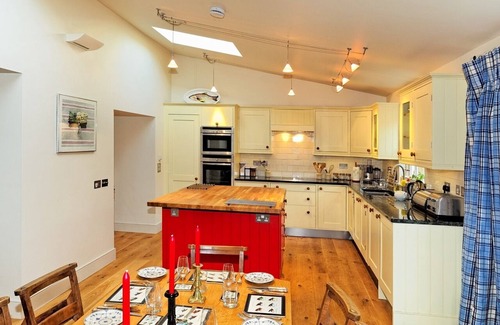 Portmahomack House | Sea-Side Family House With Lovely Views And Close To Award-Winning Beach