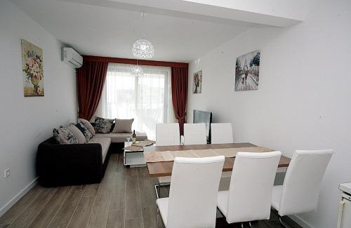 Dobra Voda Apartment | Sea Star Apartment