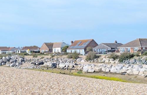Pagham House | Sea Urchin - Pagham - Sea Front