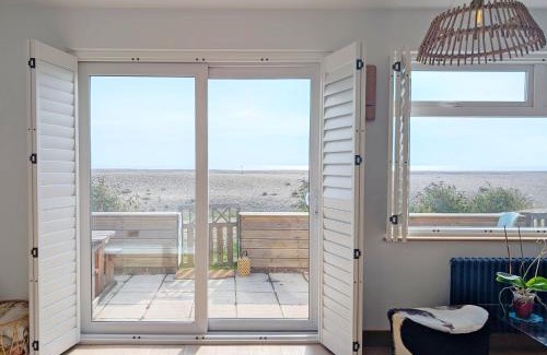 Pagham House | Sea Urchin - Pagham - Sea Front