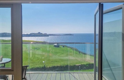 Lusty Glaze Apartment | Sea View Apartment at One Lusty Glaze