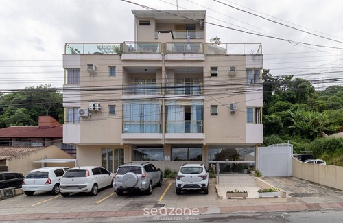 Jurere Apartment | Sea View Apt 240m From the Beach in Jurere Ido207