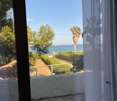 Paralias House | Sea View Beach House near Athens Airport