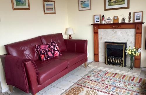 Mumbles House | Sea view bungalow