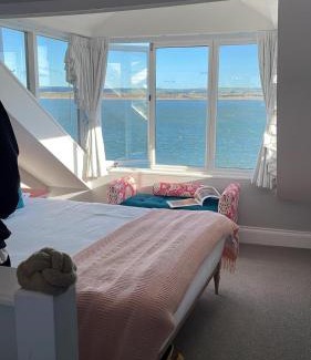 Appledore House | Sea View Cottage Dream By The Water