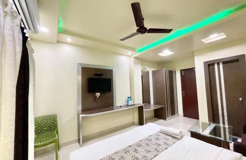 Mahmoorganj Hotel | SEA VIEW- Family Hotel New T B- Resort inn, puri - near sea beach and Jagannath temple