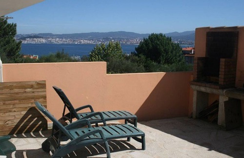 Cangas House | Sea view house