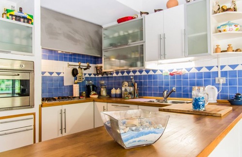 Rezza House | Sea view house with terrace, garden, parking. Cin: IT010015C2JQ7Z6UKJ