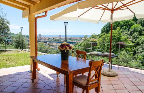 Rezza House | Sea view house with terrace, garden, parking. Cin: IT010015C2JQ7Z6UKJ