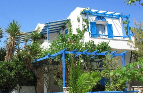 Agia Anna Apartment | Sea View Studios & Apartments