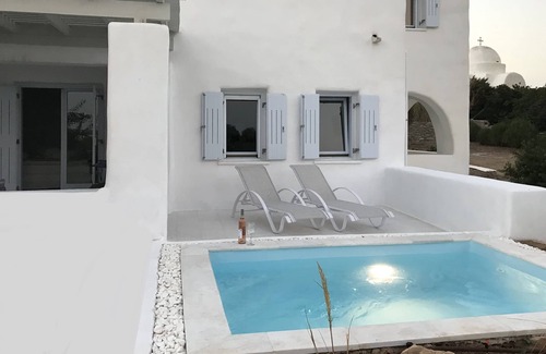 Santa Maria Apartment | Sea View Suite with Private Pool | The SAND Collection Villas & Suites