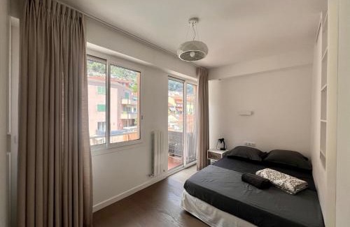 Cap d'Ail Apartment | Sea-view Sunrise condo close beaches and Monaco
