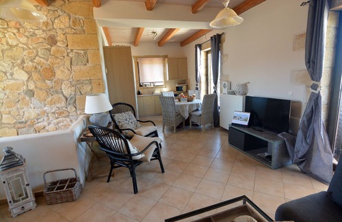 Platanias Villa | Sea-view villa, 1.5 km from beaches, private heated pool (optional).