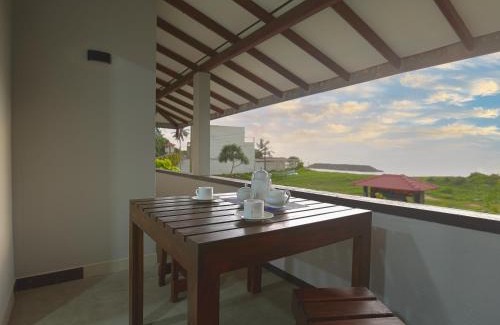 Hikkaduwa Bed & Breakfast | Sea View Villa