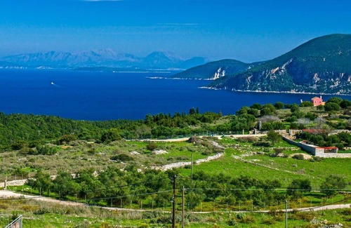 Katsarata Villa | Sea view villa w/ swimming pool & BBQ