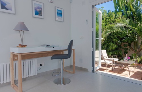 Elviria Villa | Sea-View Villa with Heated Pool Near Marbella